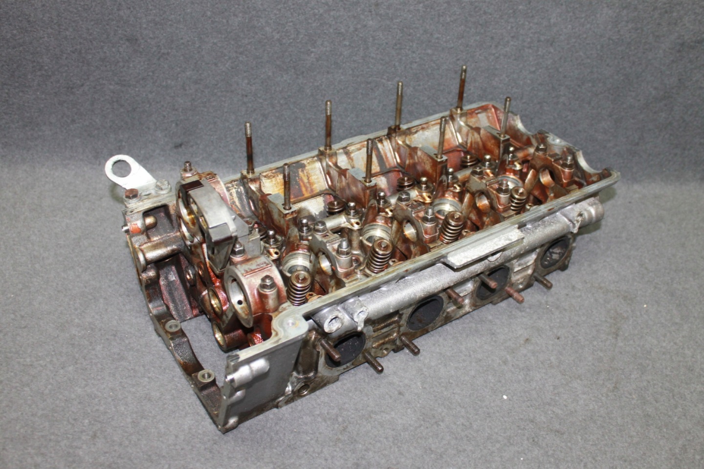 BMW E65 735i 3.5 3.6i N62B36A head. left ZYL 1-4 - 7506404
