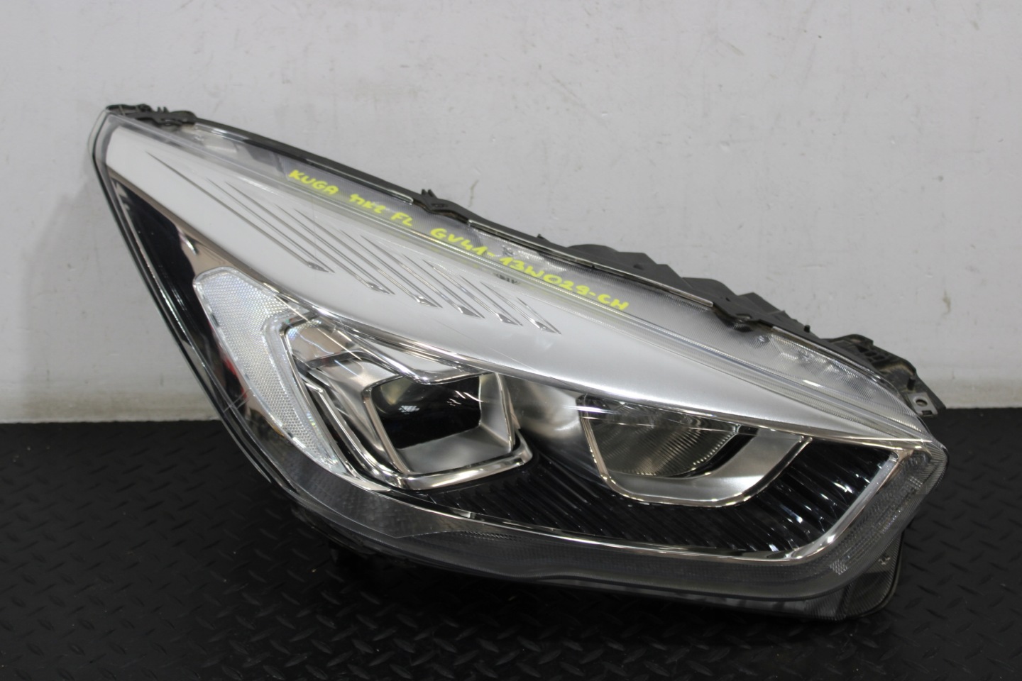 light right front FORD KUGA MK2 LIFT GV41-13W029-CH