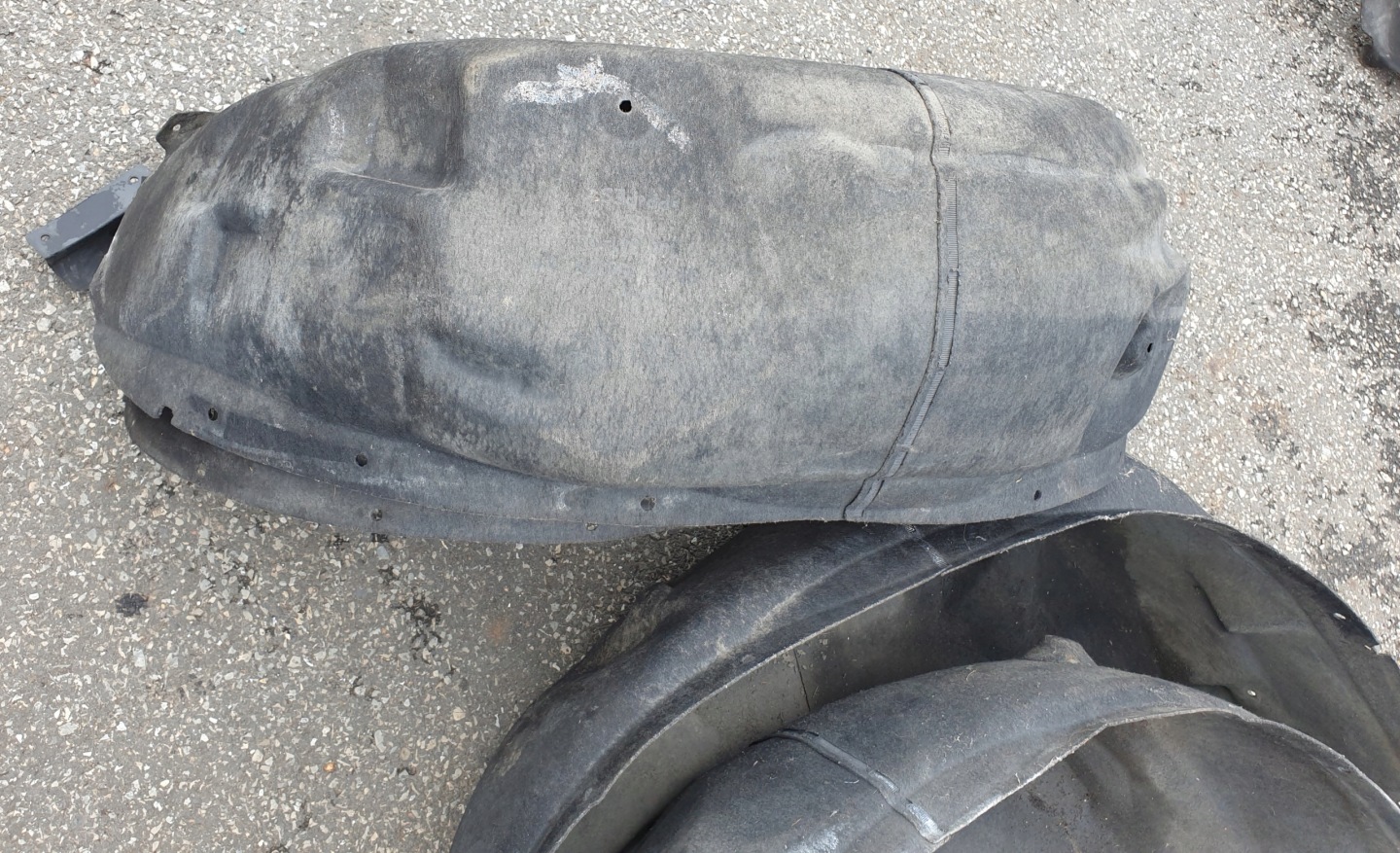 mudguard cover right left rear. BMW X5 E70 OE