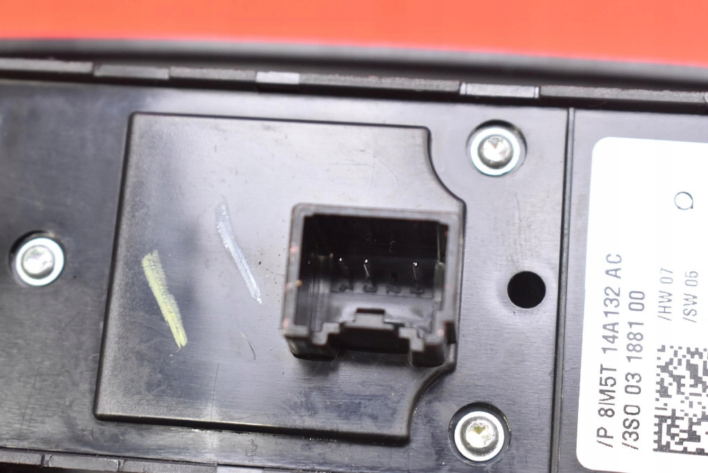 control panel of the window EU 8M5T-14A132-AC FORD KUGA MK1 08-13