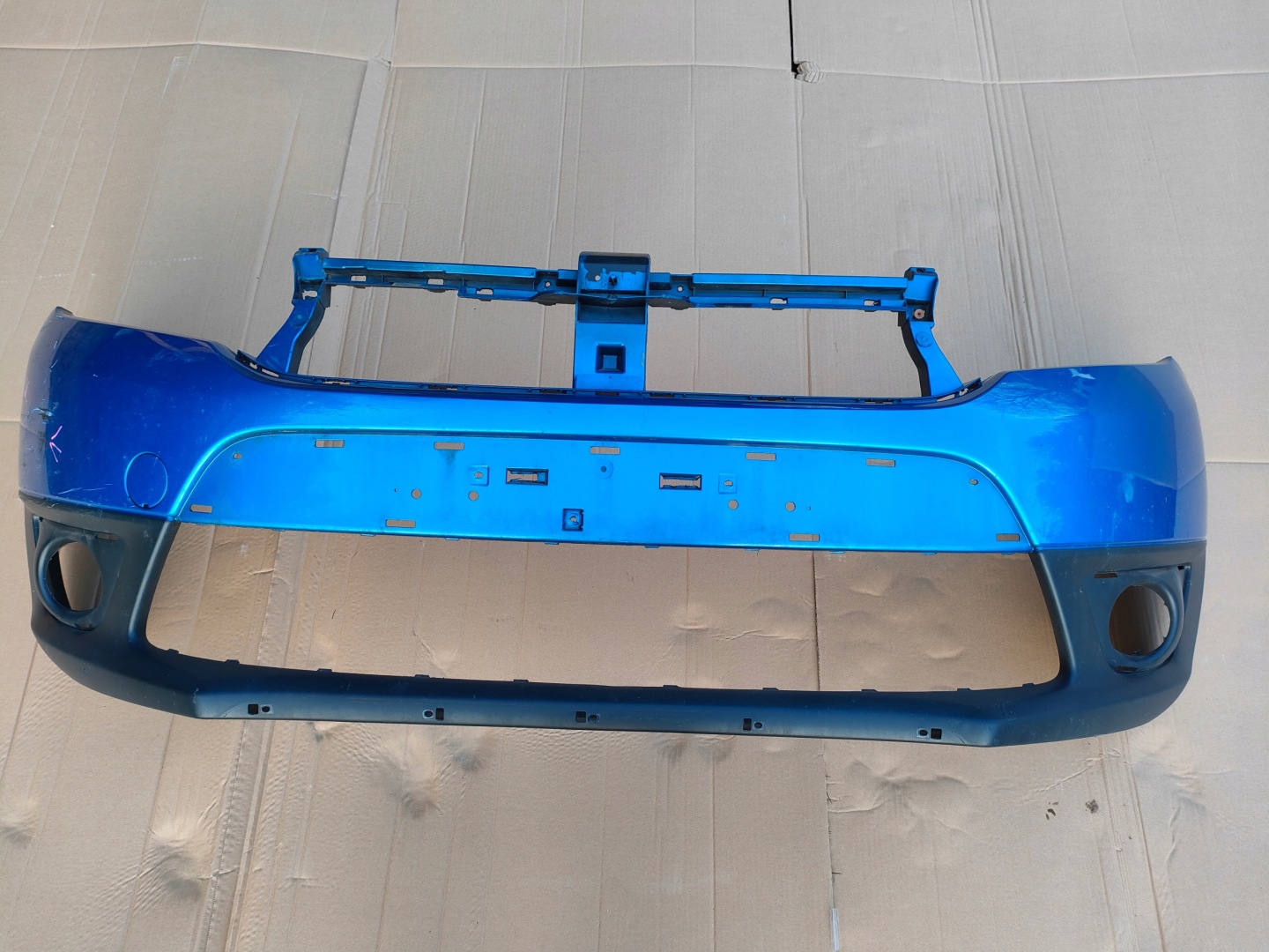 Dacia Sandero II Logan II bumper front front 620229493R