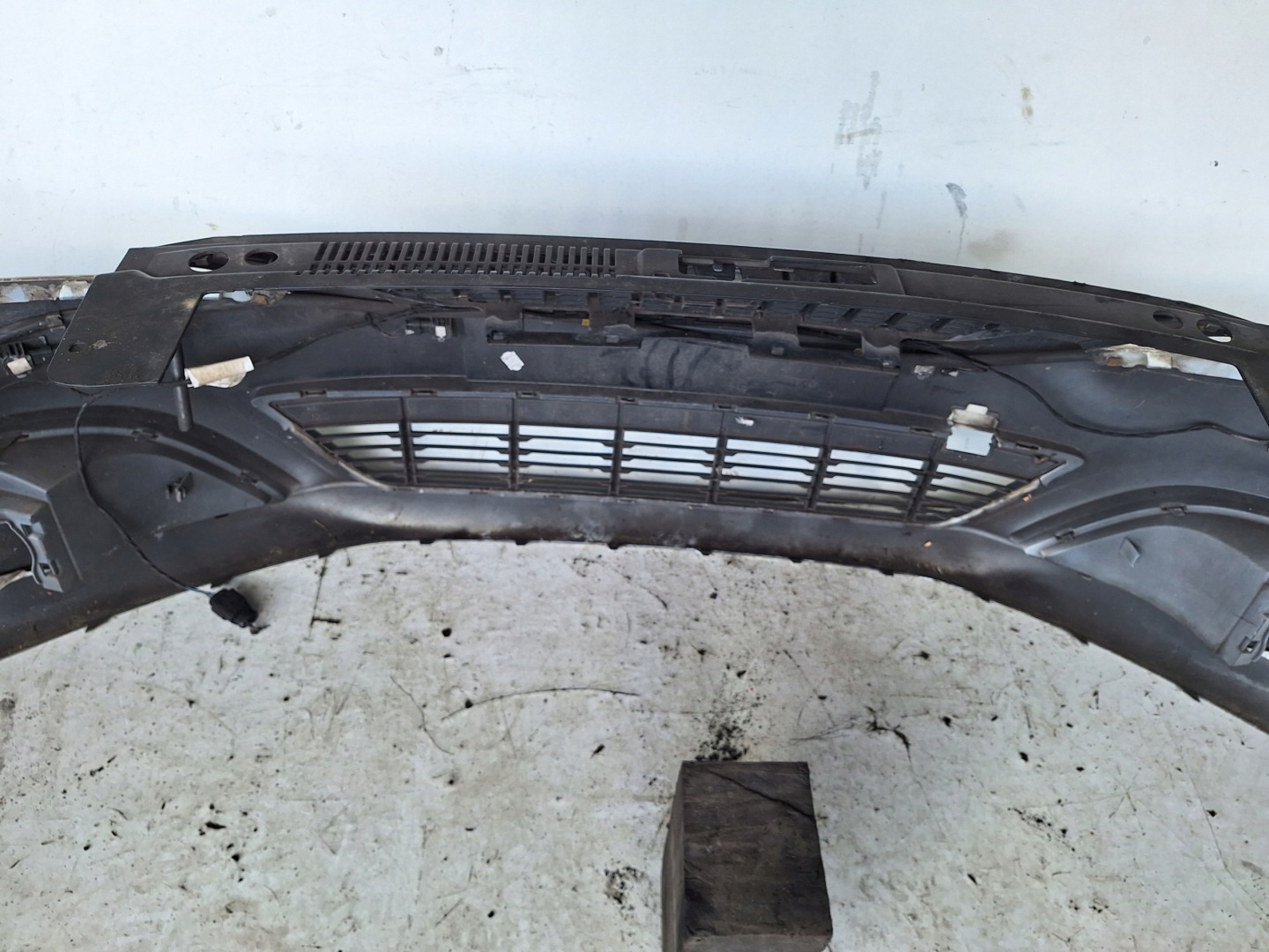 SEAT ALHAMBRA 7N 10-15 bumper + PDC + XENON