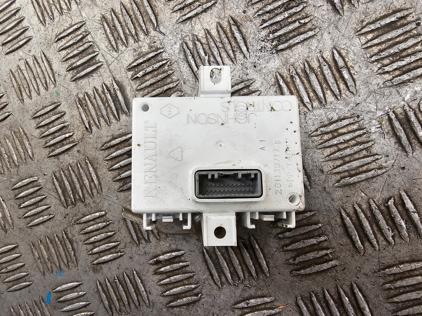 Module Navigation 283467680R RENAULT CLIO IV