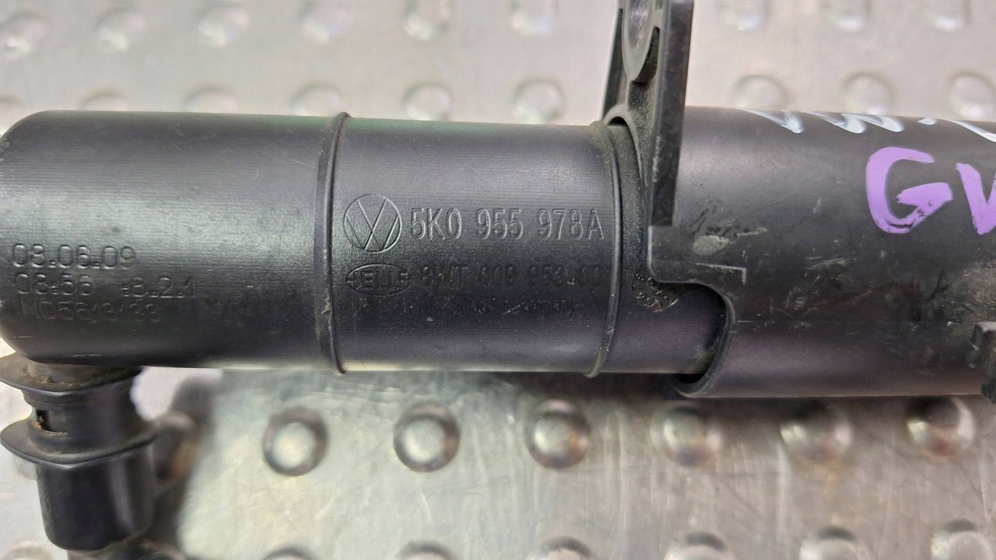 Waschwasserdüse Leuchte rechts 5K0955978A VW GOLF VI