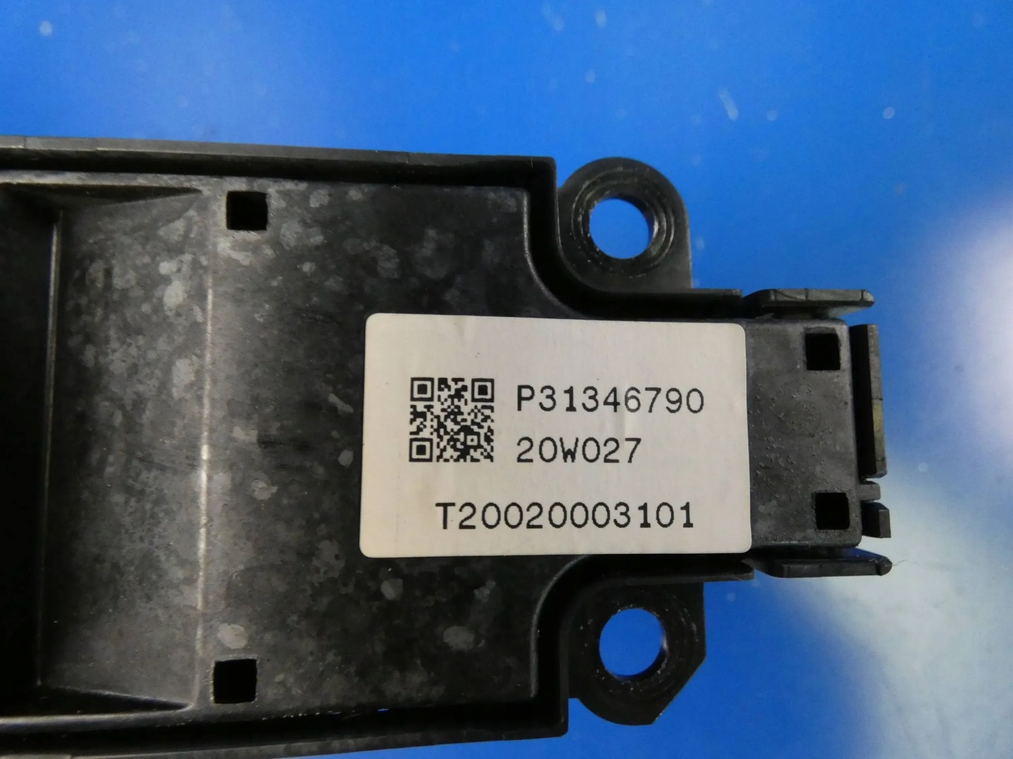 VOLVO XC90 II control panel RADIA of warning lights