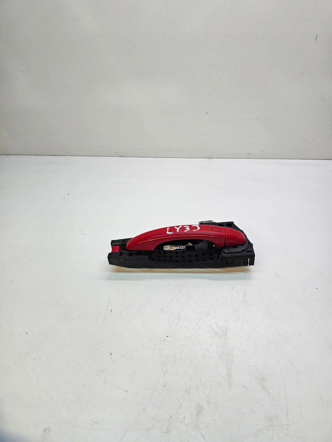 handle right AUDI A4 B8 A5 8T Q5 LY3J 8T0837886A *