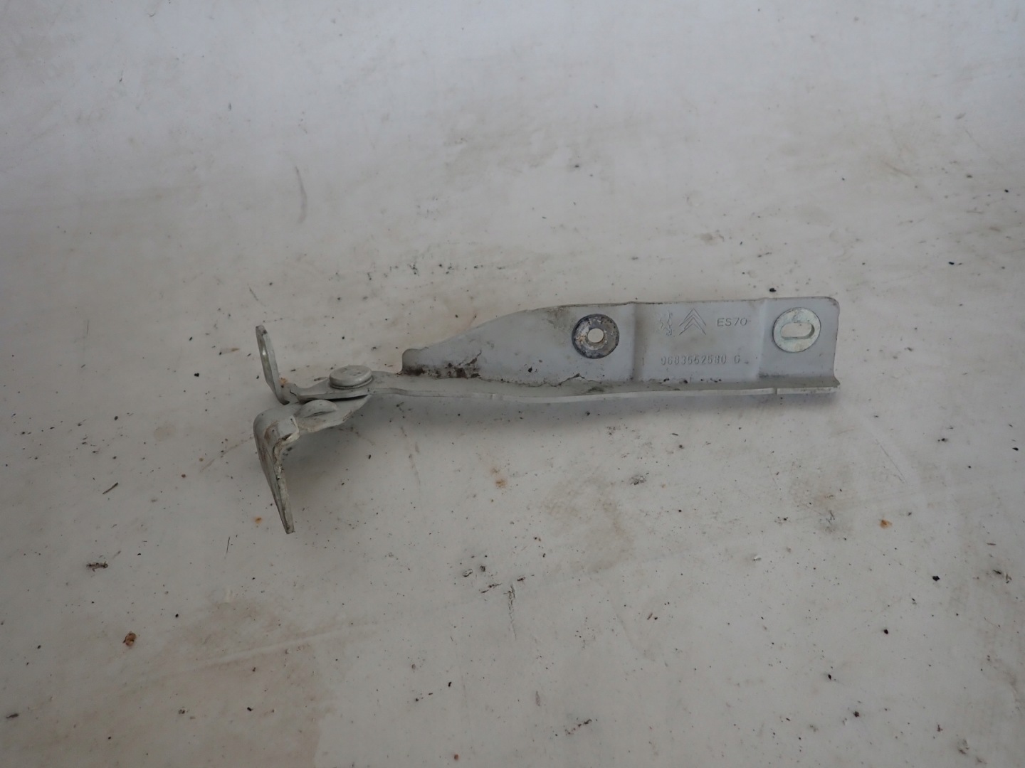 Citroen OE 9683552580G hinge bonnets