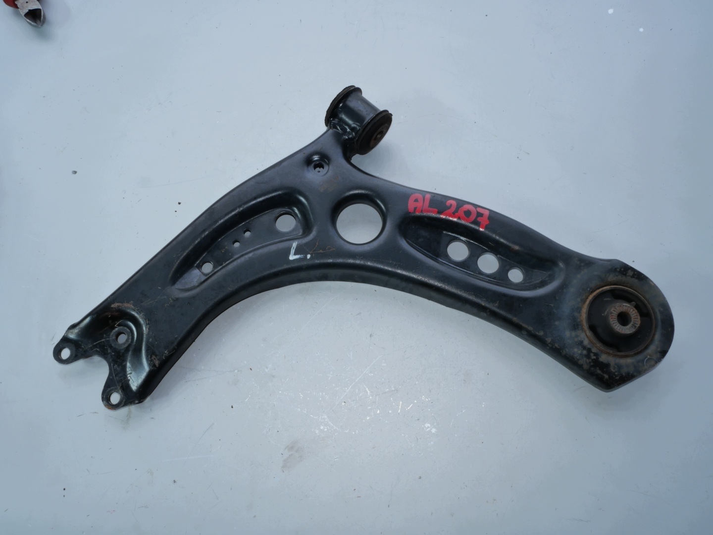arm front VW AUDI SEAT SKODA 38633