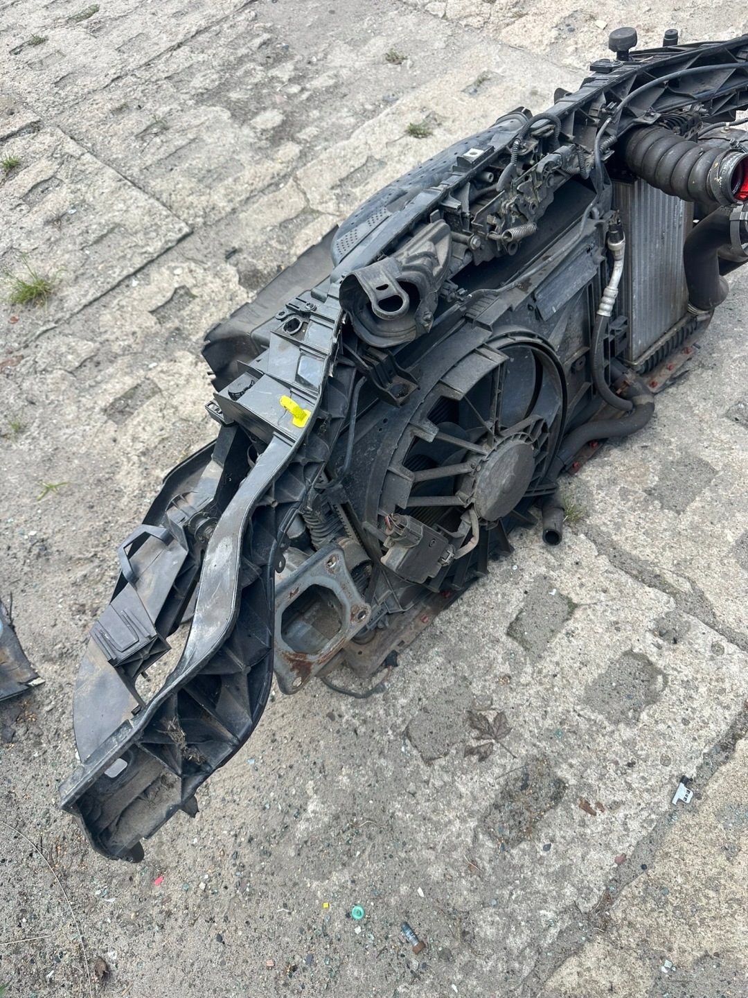 FORD FOCUS MK3 radiators, wall sider fan KOMPLET 1.6 TDCI
