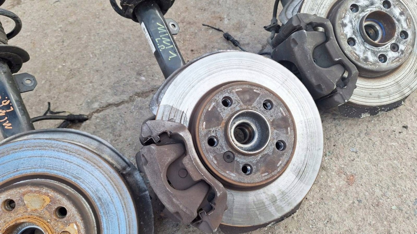McPherson swing caliper side left Mini One - Cooper F56 F55 6852411