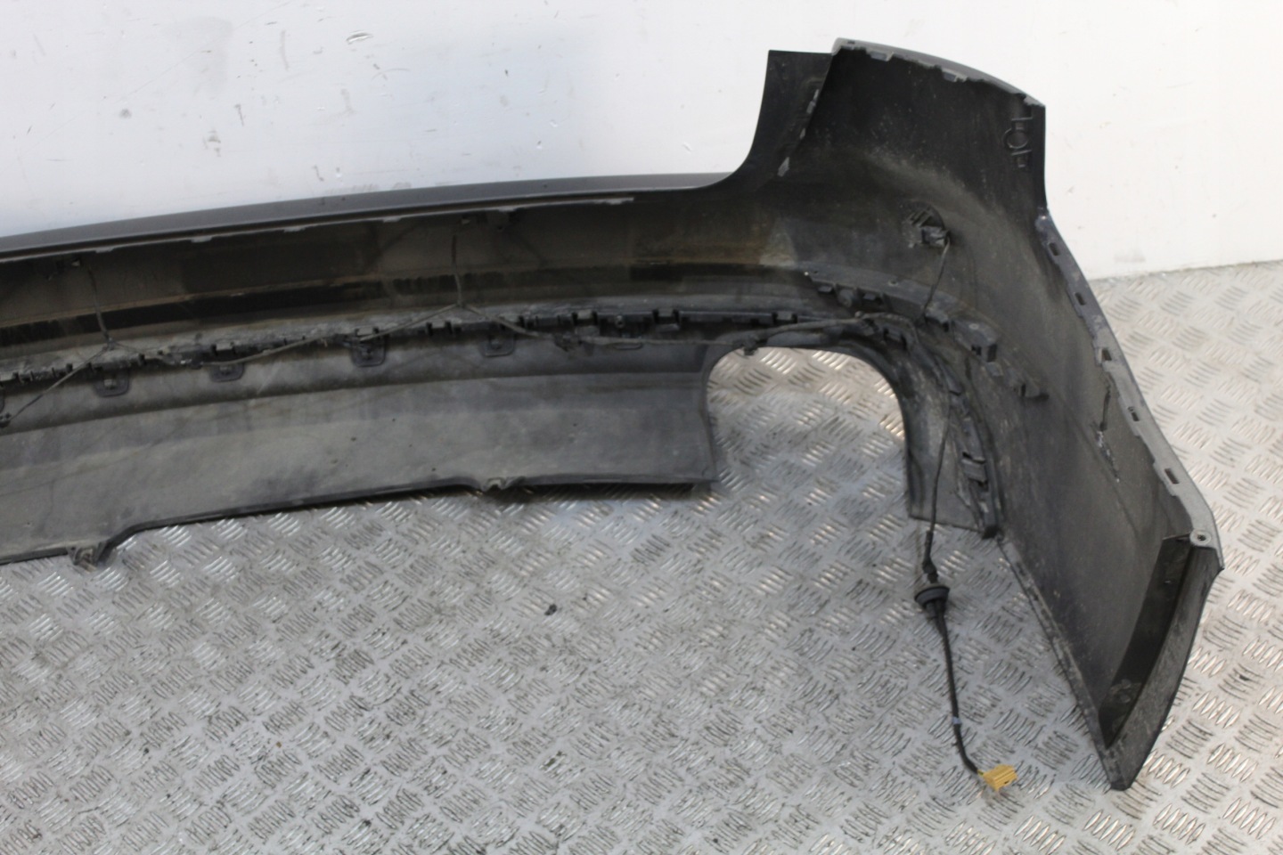 bumper rear part AUDI A4 B9 8W0 8W9