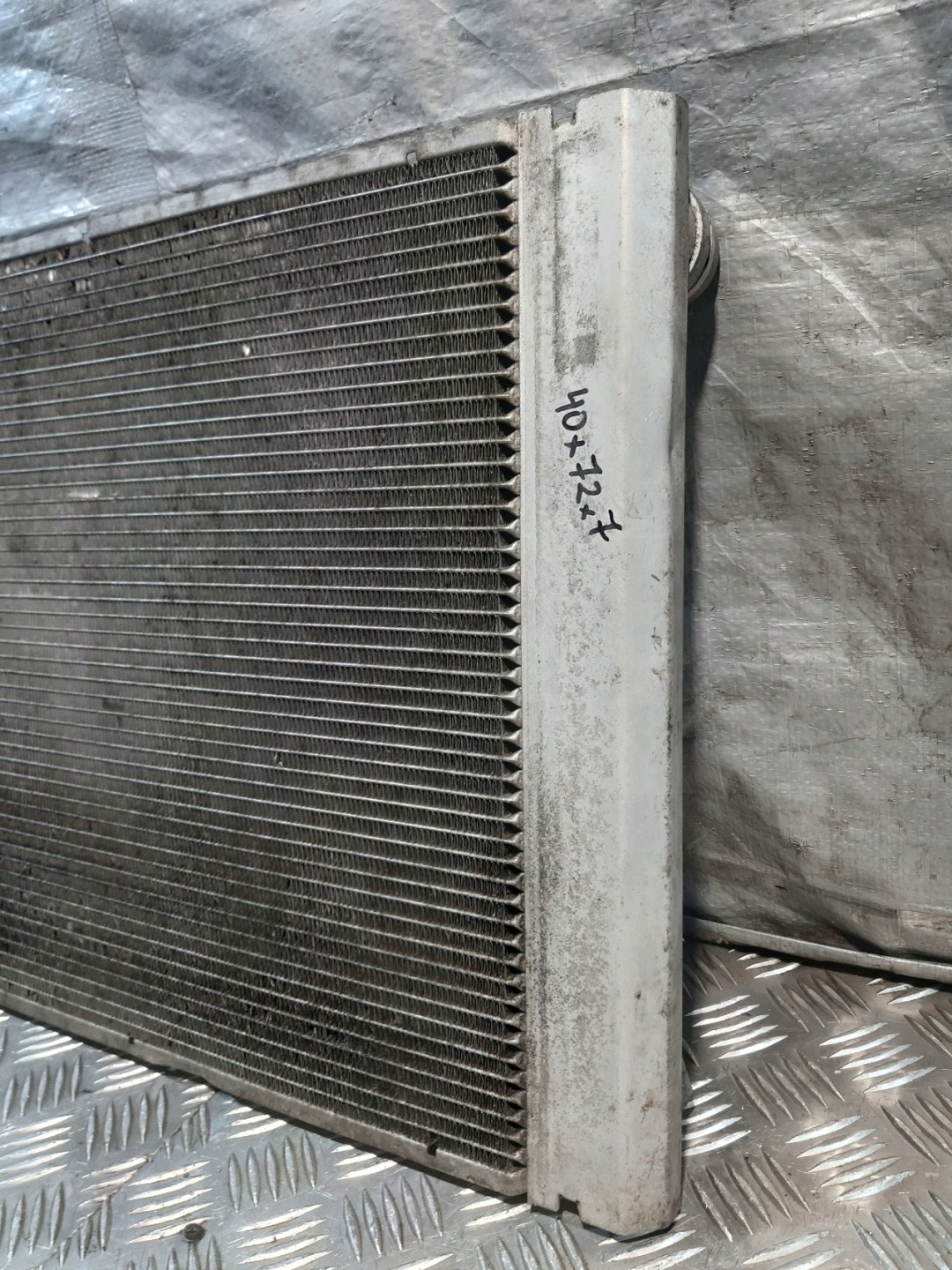 BMW 5 E60 E61 3.0d water cooler BEHR 7795878 AUTOMAT