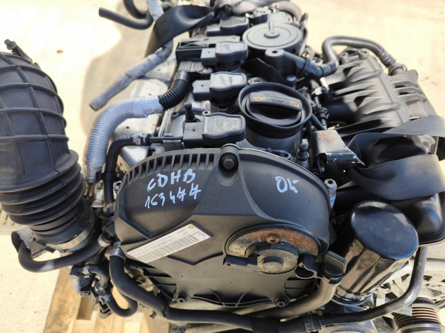 engine complete AUDI A4 A5 Q5 1.8 TFSI CDH CDHB original !