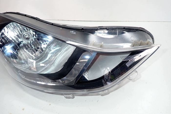 HYUNDAI I10 III 20- reflektor right light right 92102-K7000