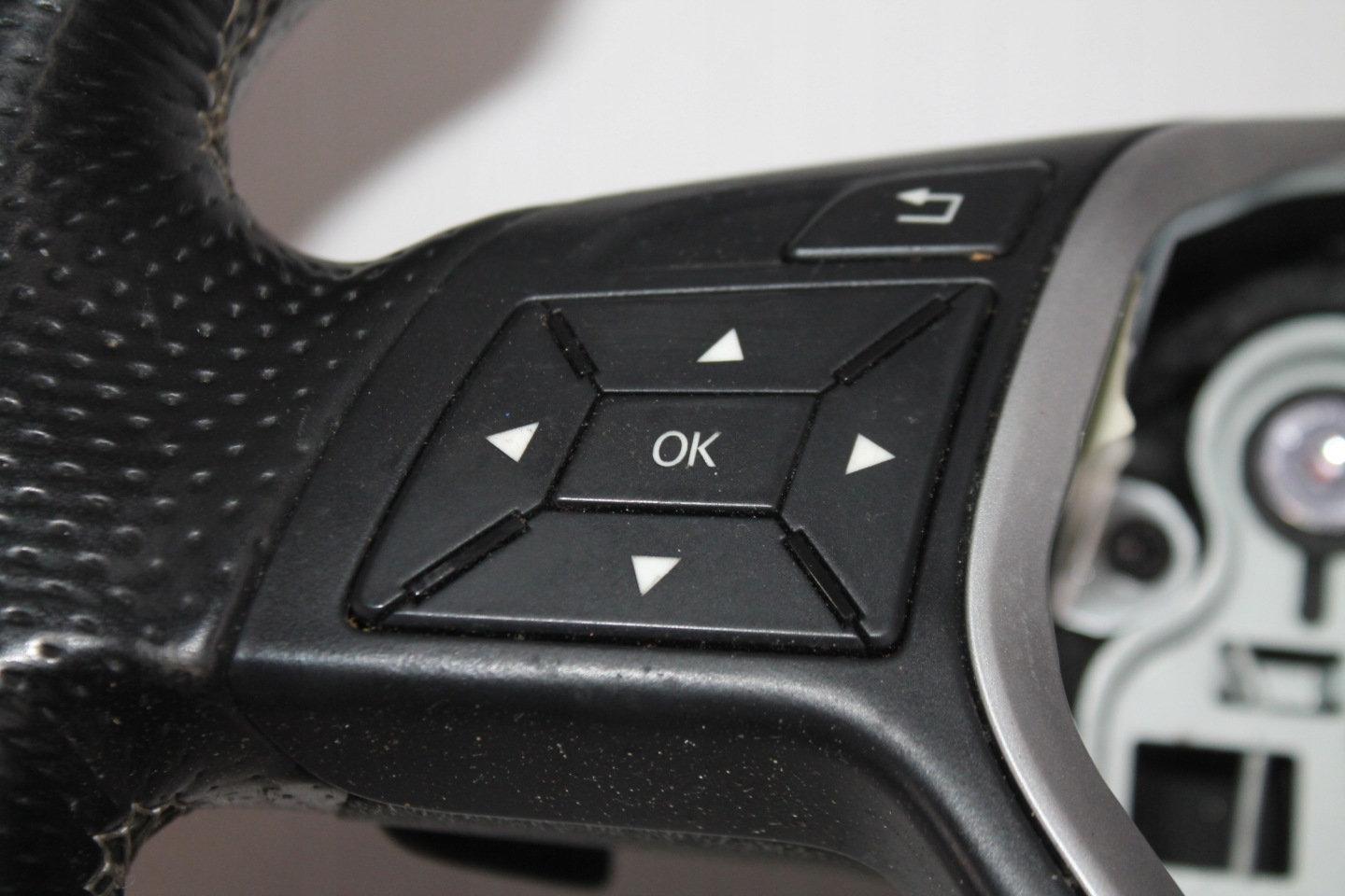 steering wheel, leather MULTI with shifting MERCEDES W246 11-18