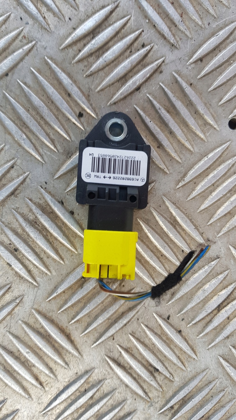 MERCEDES B KLASSA W245 modul Crashsensor Drucksensor a1698202226
