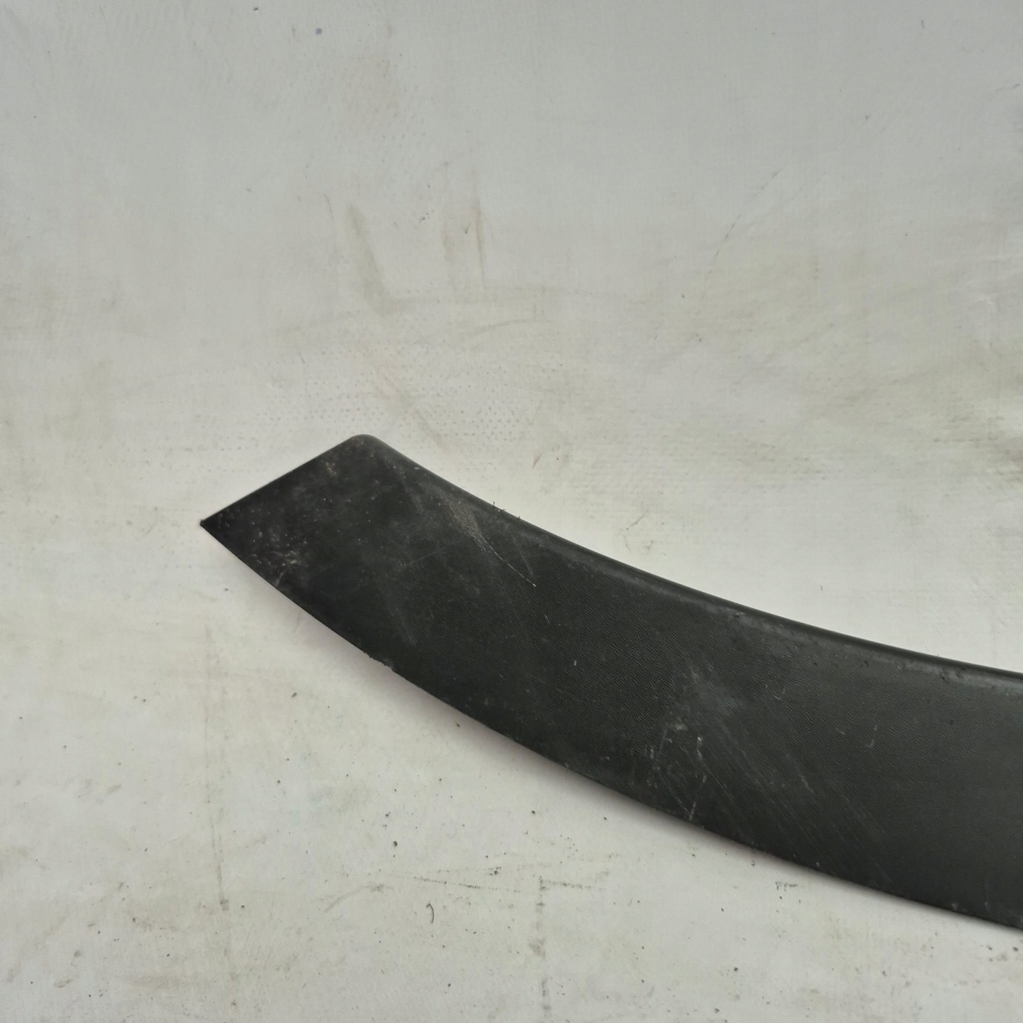 JAGUAR E-PACE 17-24 moulding cap left rear part