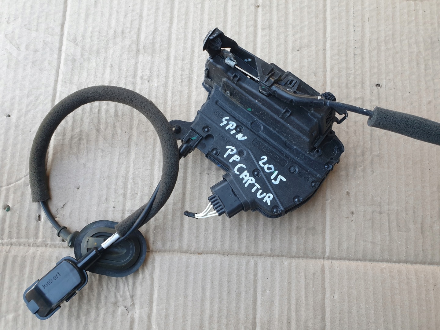 lock door PP RENAULT CAPTUR and 2013- 805020401R
