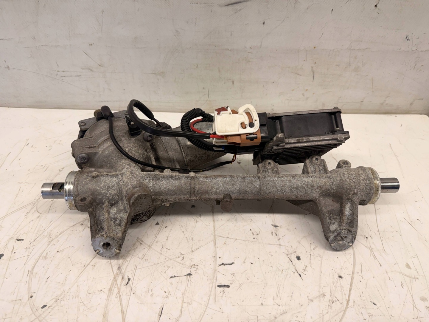 Twingo III SCATOLA STERZO SCATOLA STERZO 6820000258