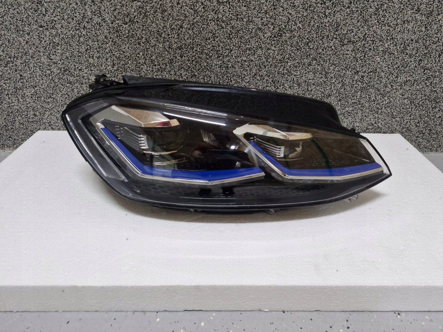light right VW Golf VII LIFT GTE FULL LED