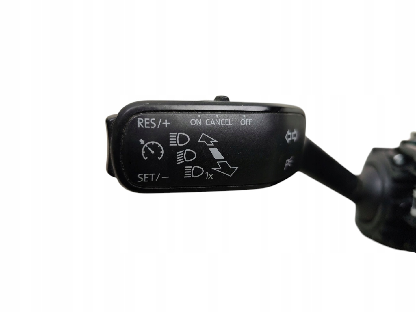 steering wheel levers and controls PAJAK ring control SKODA OCTAVIA III 5Q1953507B