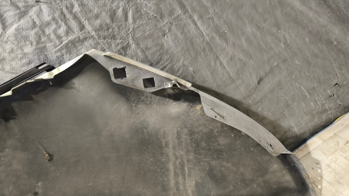 fender left front CITROEN PICASSO C4 2008r
