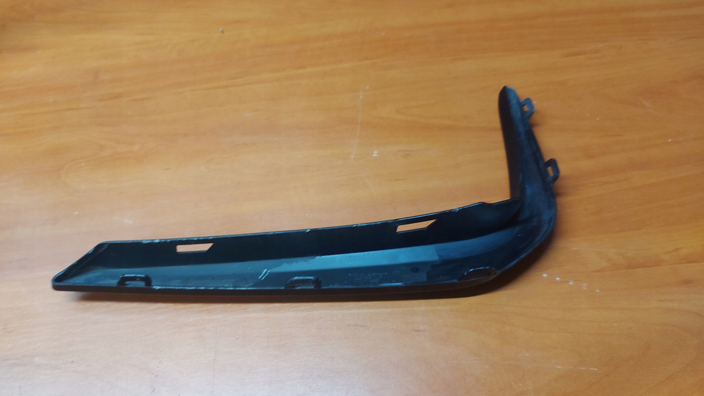 lišta nárazníku levá levý předek BMW 5 G30 G31