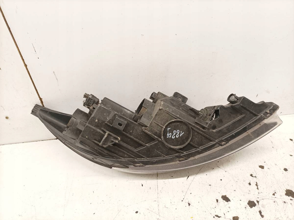 light front left EU lens damaged Kia Sportage III (2010-2015)