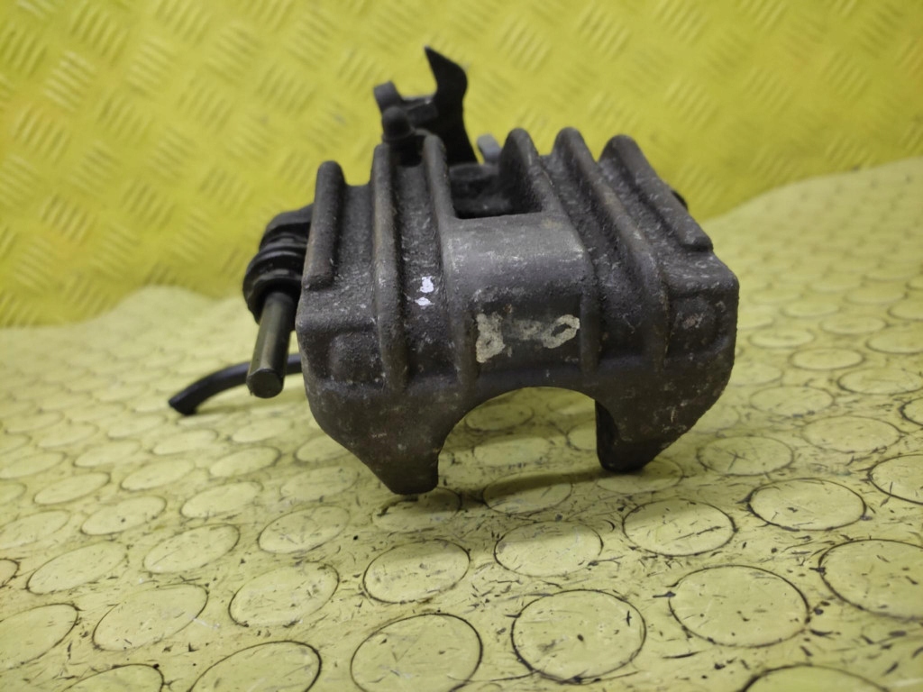 VW PASSAT B5 1.9 TDI caliper brake left rear part