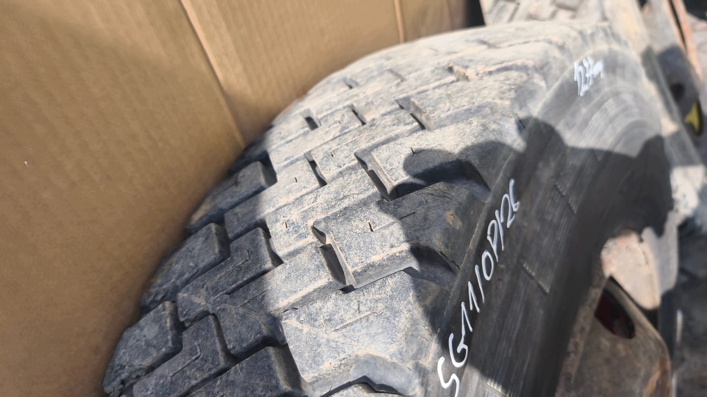 wheels tyres CIEZAROWE 2x SAWA AVANT plus 10R22.5