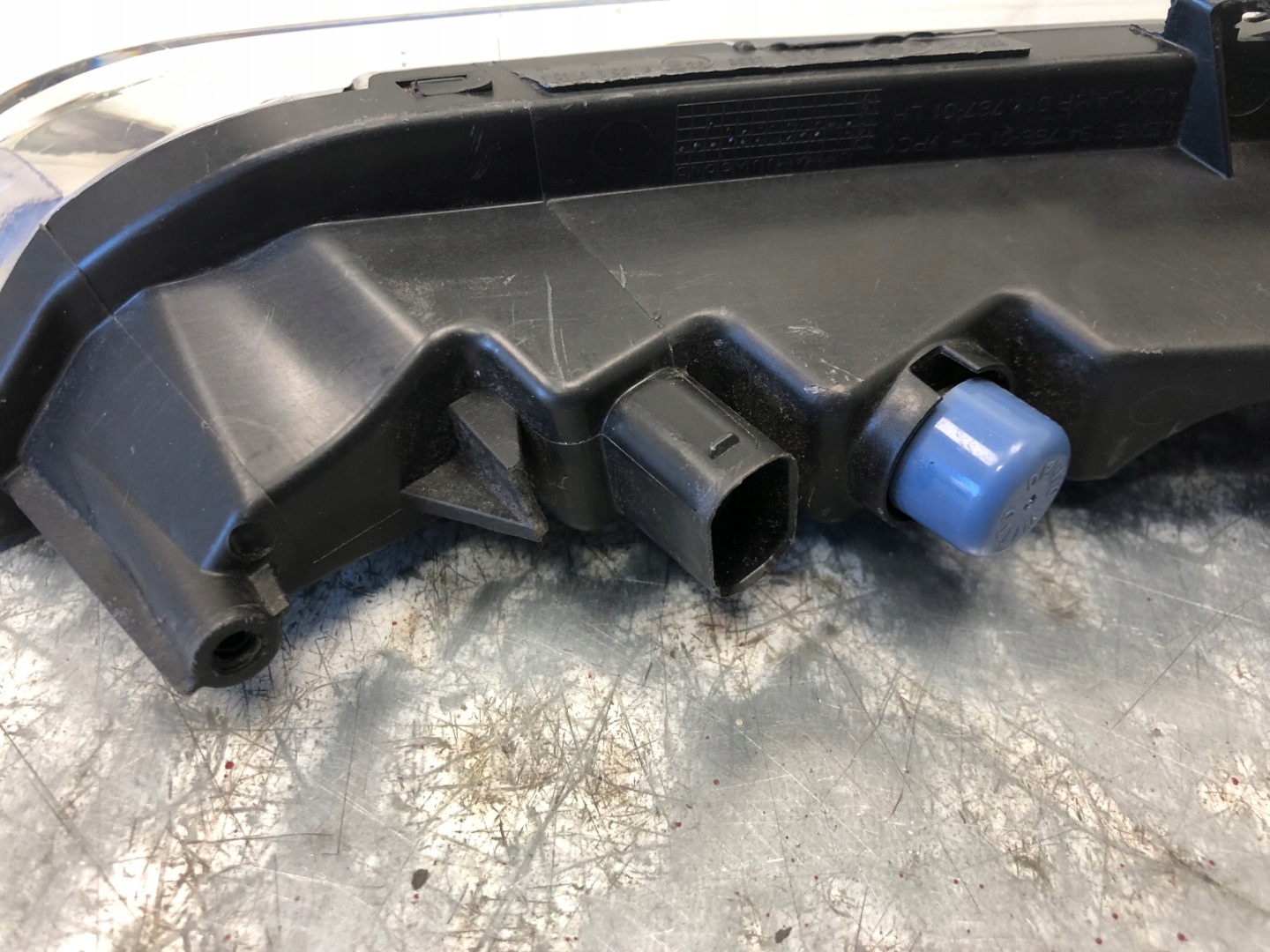 light indicator LED DRL left PORSCHE CAYENNE 7P5941181J
