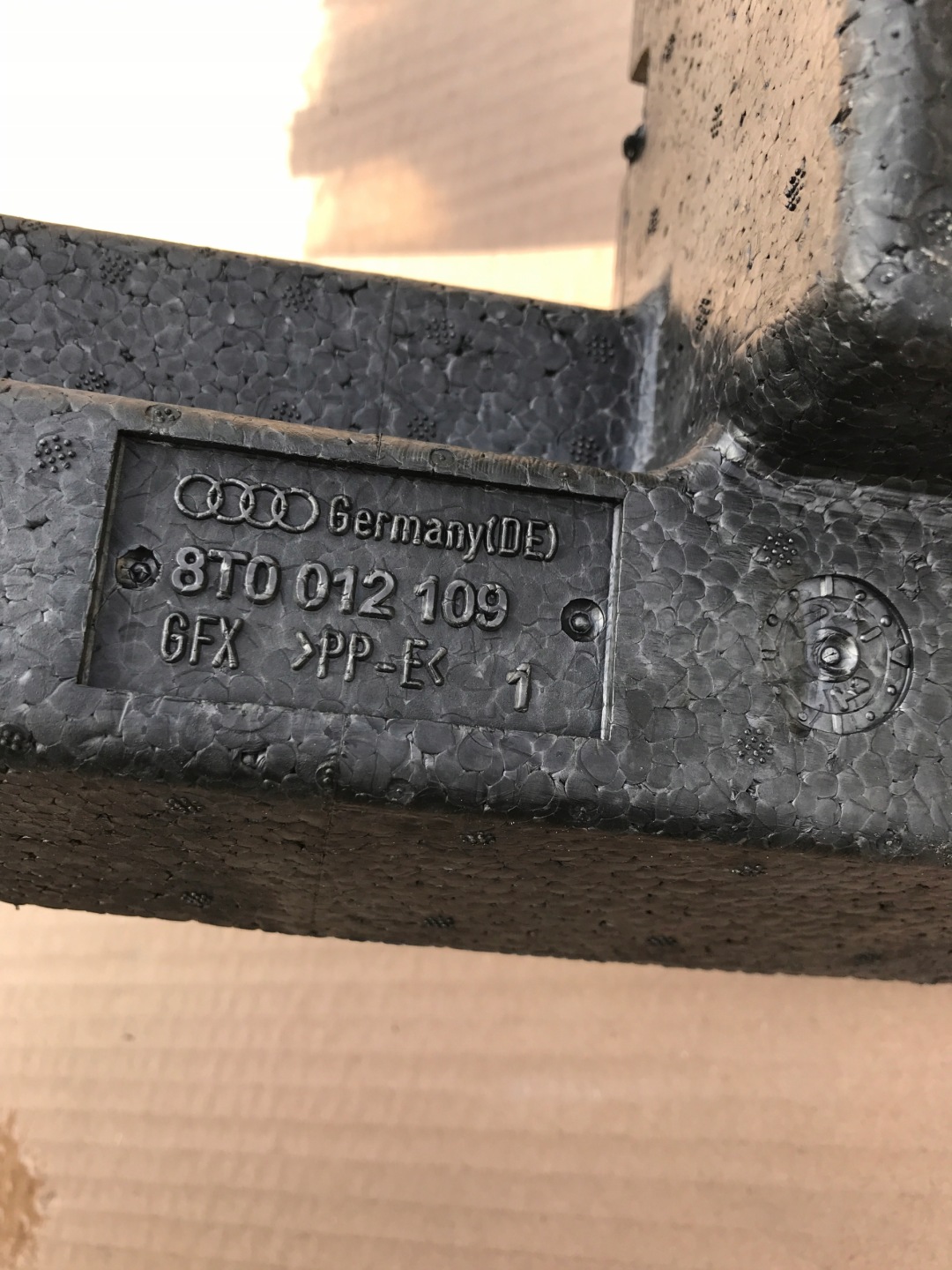Absorbeur de choc Insert Roues UCHO KLEJ AUDI A5