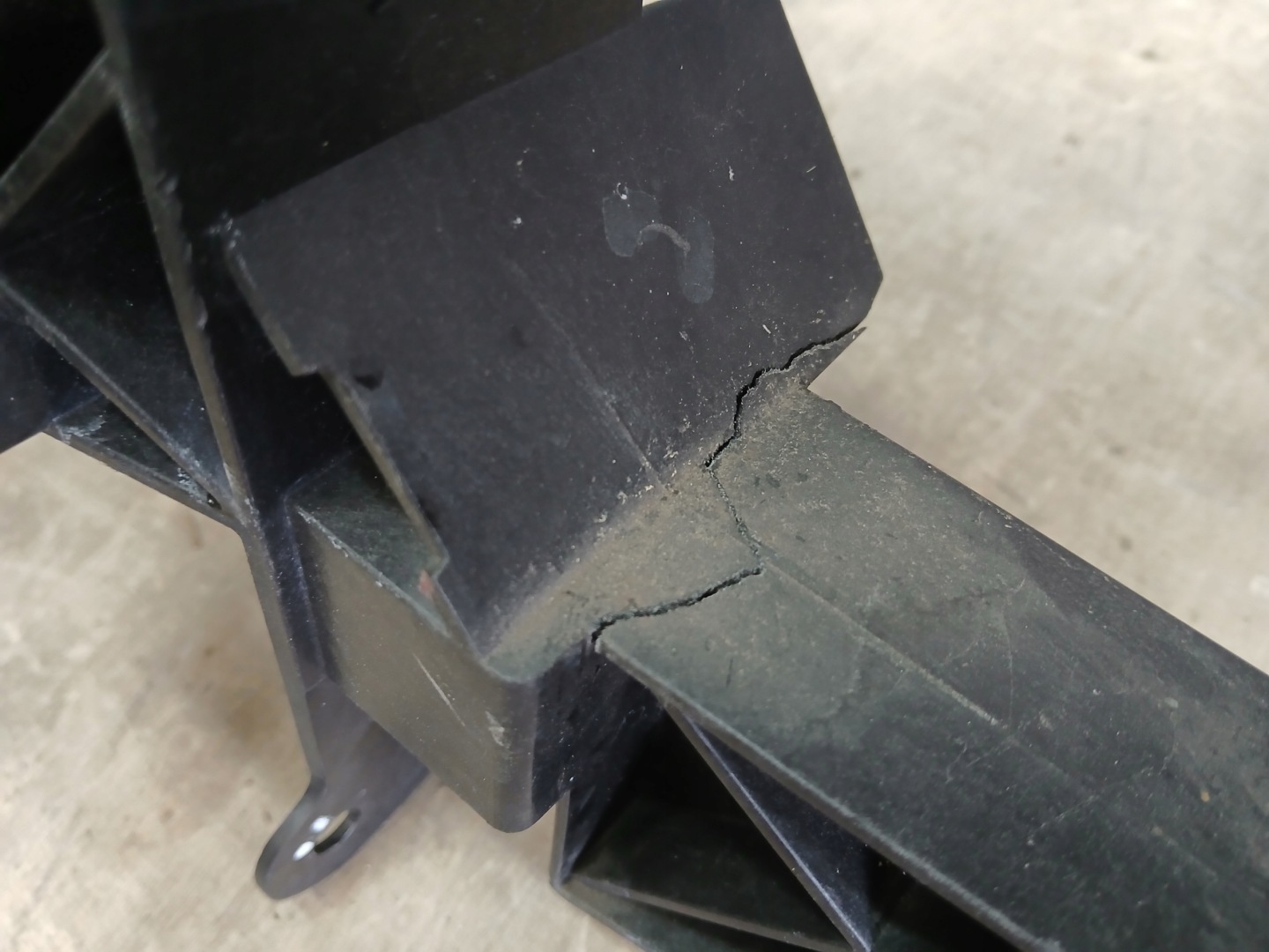 support panel for radiators MERCEDES B-KLASA W247 A2476208300 A2476223100