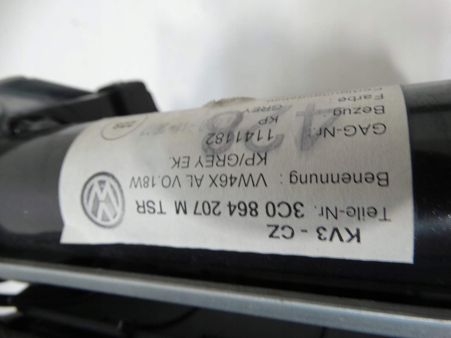 tunnel central armrest VW PASSAT B6 KOMBI 3C0864207M