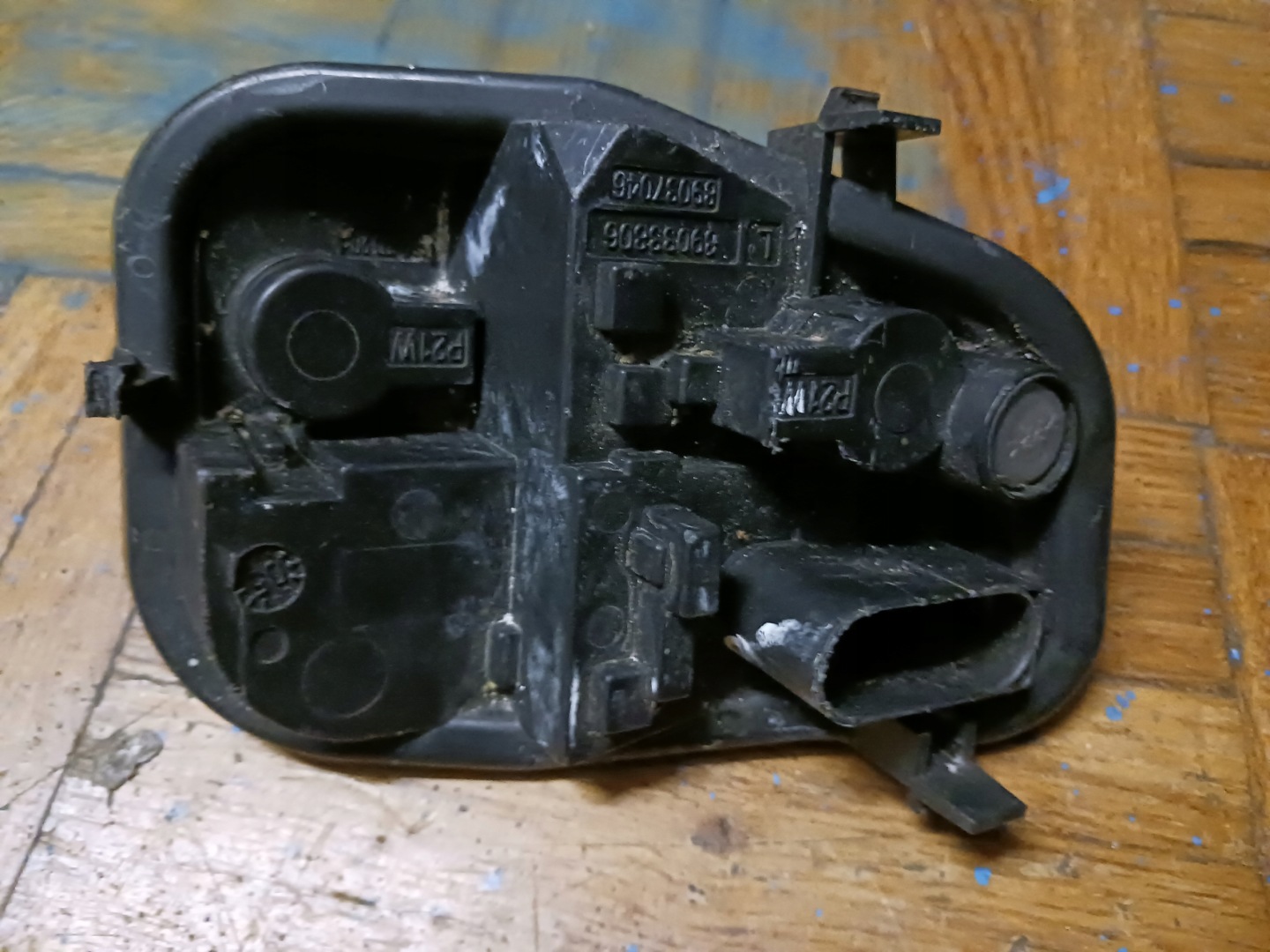 light housing w fender left rear part A6 C6 Kombi 2004-08