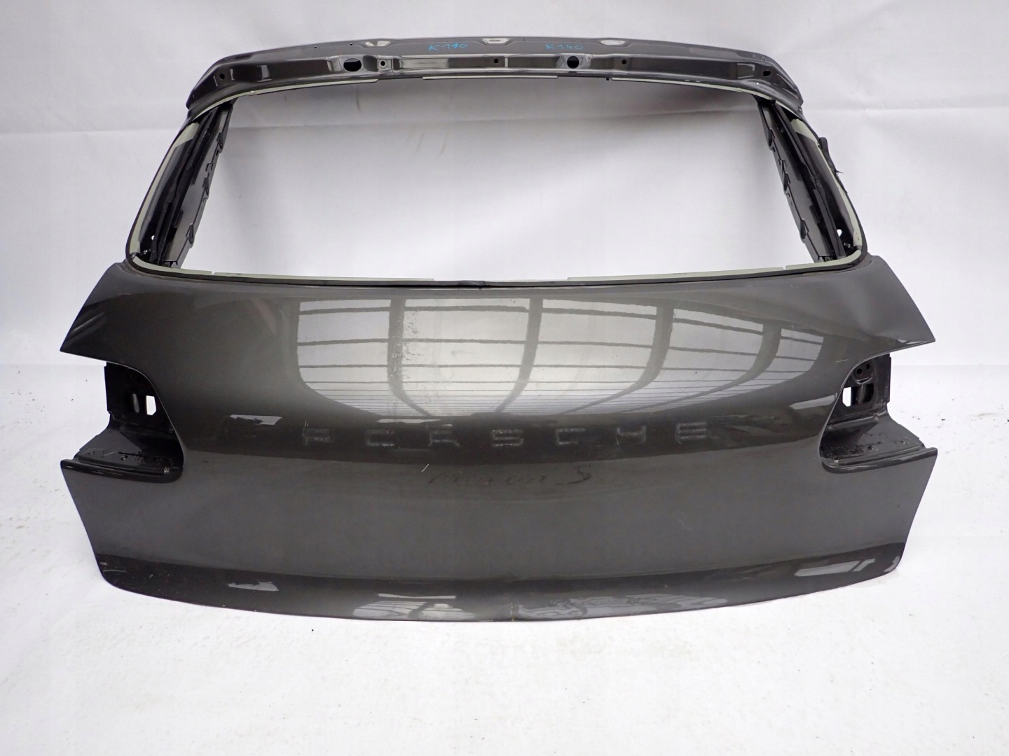 PORSCHE MACAN 14- trunk door boot rear part