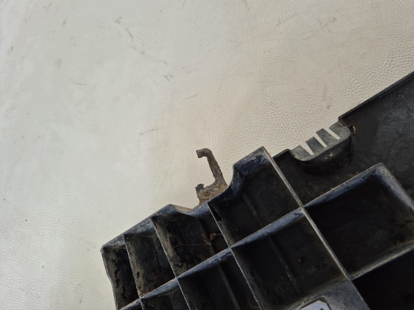 CITROEN C4 CACTUS 14-20 Blende Abdeckung abdeckung unter Stoßstange