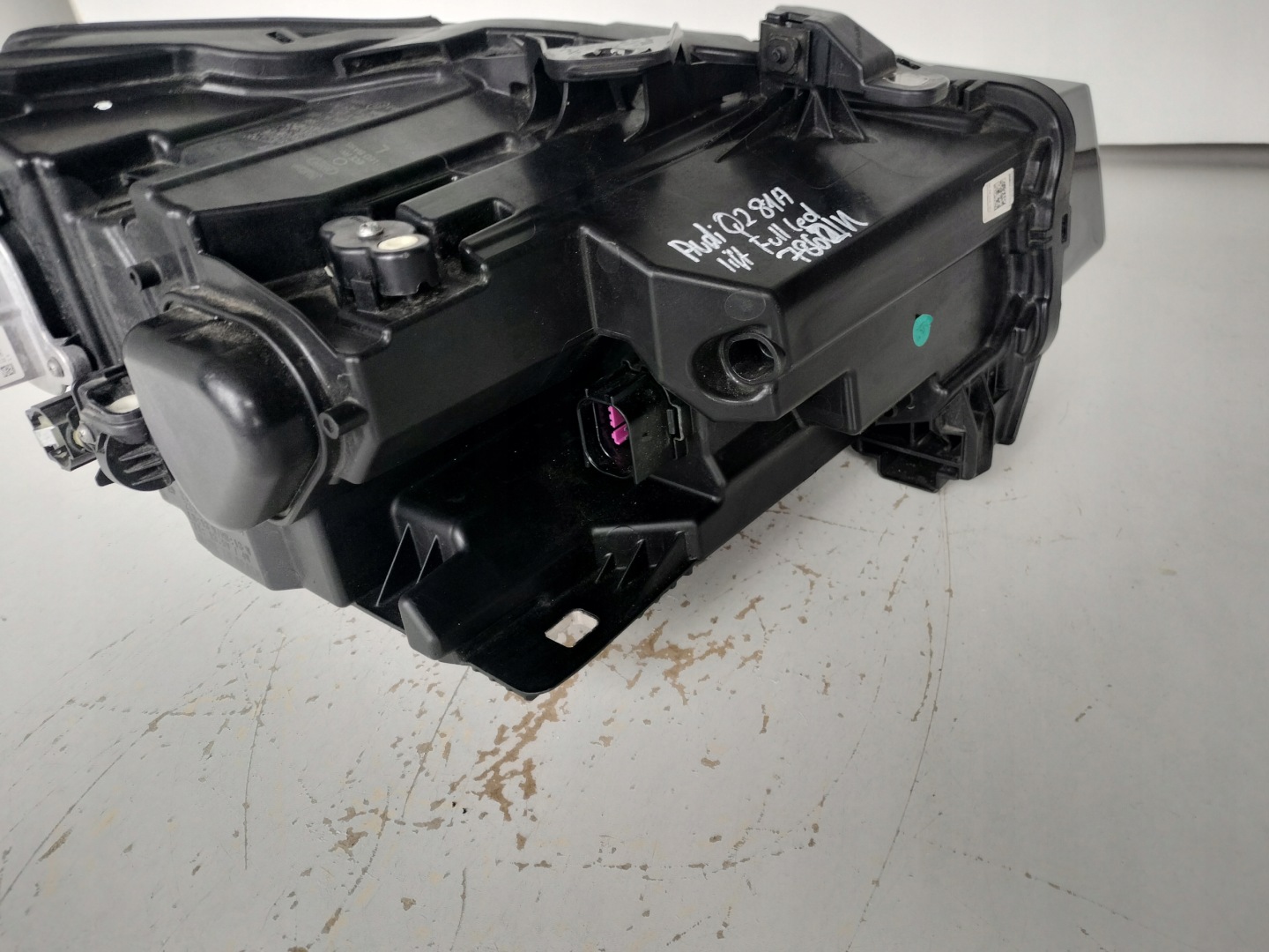 LICHT LINKS REFLEKTOR AUDI Q2 81A LIFT FULL LED