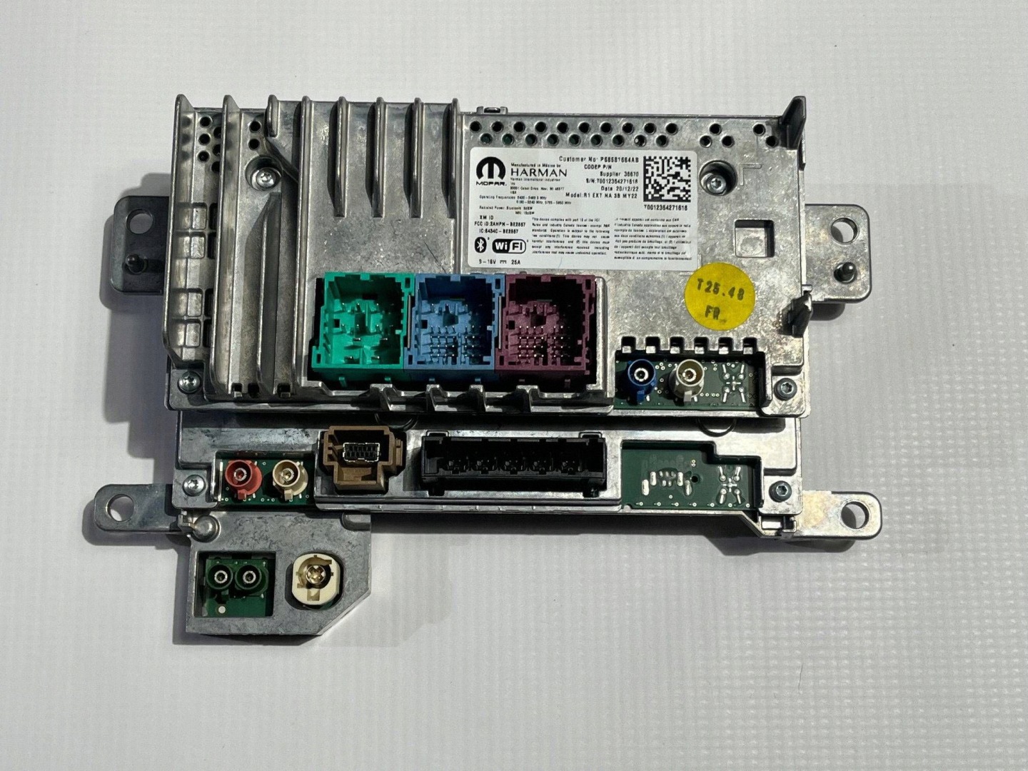 modul radia der Navigation radio Chrysler Pacifica 2021