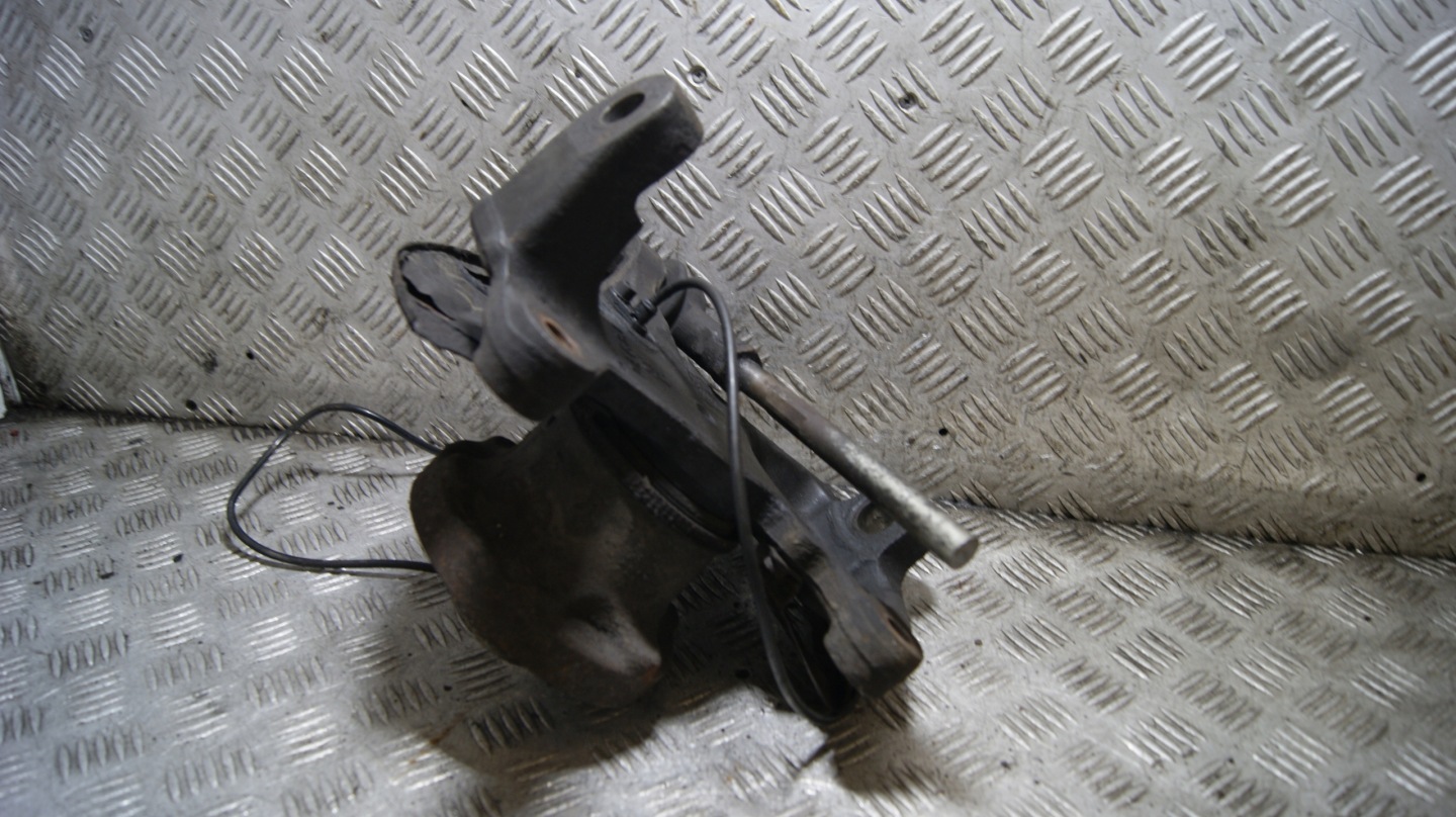 otoč čepu levý předek ABS IVECO DAILY 4 5802418095