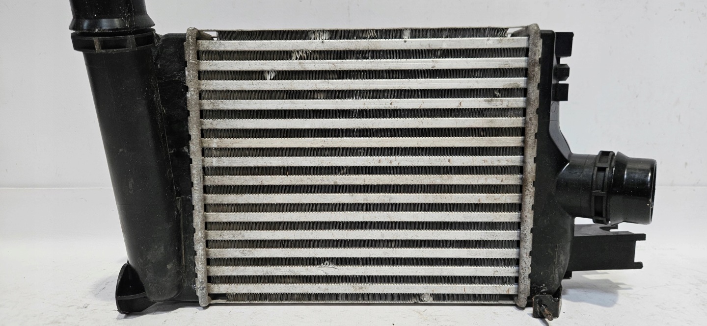 Radiatore / Raffreddatore Dell’aria radiatore intercooler RENAULT CAPTUR e