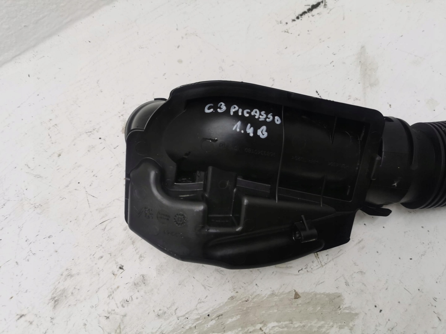 REZONATOR luft CITROEN C3 PICASSO LIFT 1.4VTi
