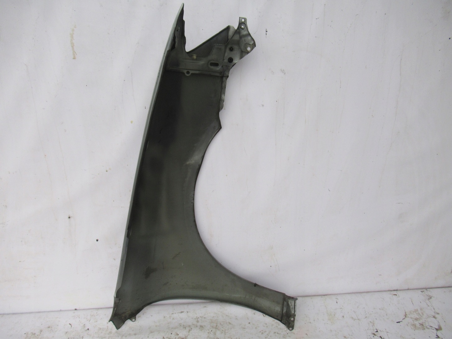 fender front front left SUBARU LEGACY 03