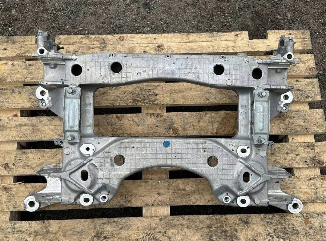 axle beam front front rama pomocnicza Chevrolet Corvette C7 2014-2019
