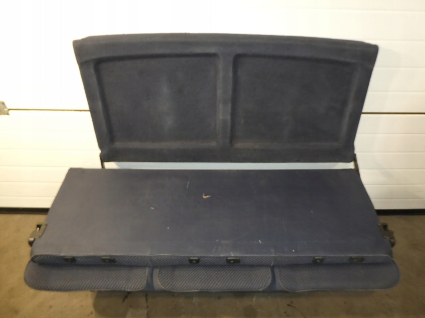 VW T4 SITZ POTROJNY SITZ LAWKA HECK HINTEN ABDECKUNG, HUTABLAGE