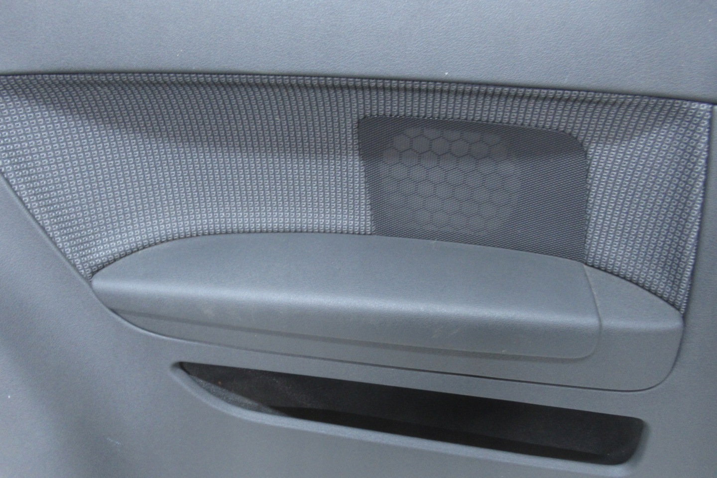 AUDI A3 8P 07 side upholstery left rear part 8P3867035A