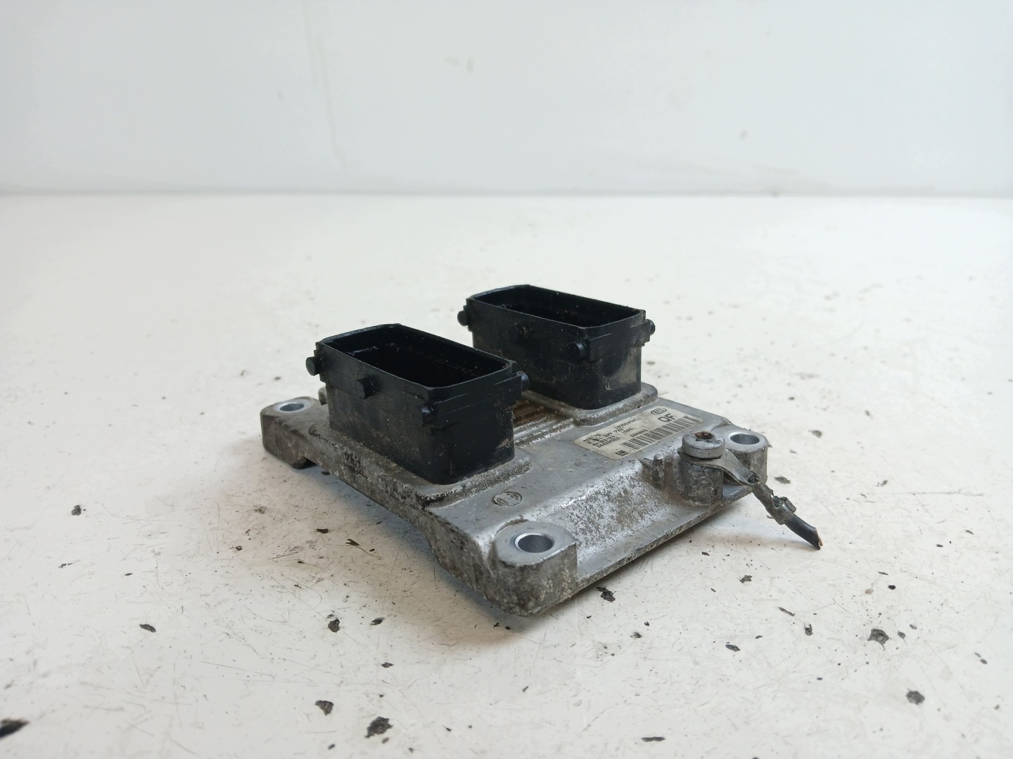 OPEL ASTRA III H 1.4 unité de commande électronique uce moteur 24420562