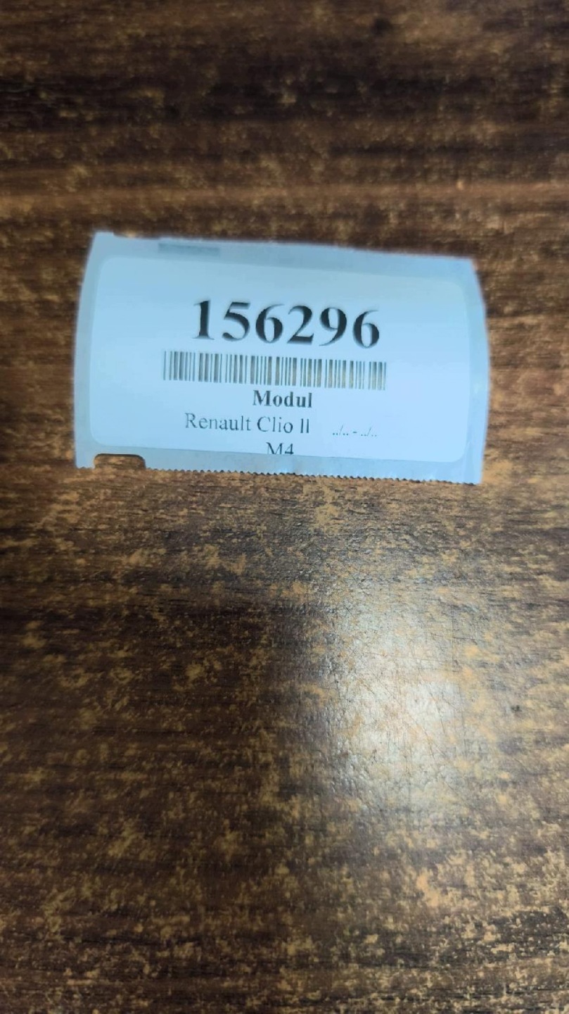 RENAULT CLIO II module UCH P8200207134