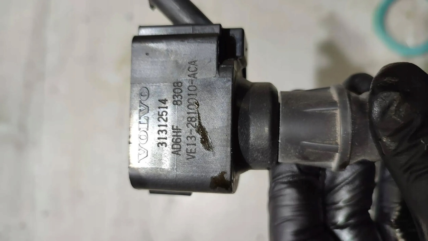 Volvo V40 II 2018r coil ignition