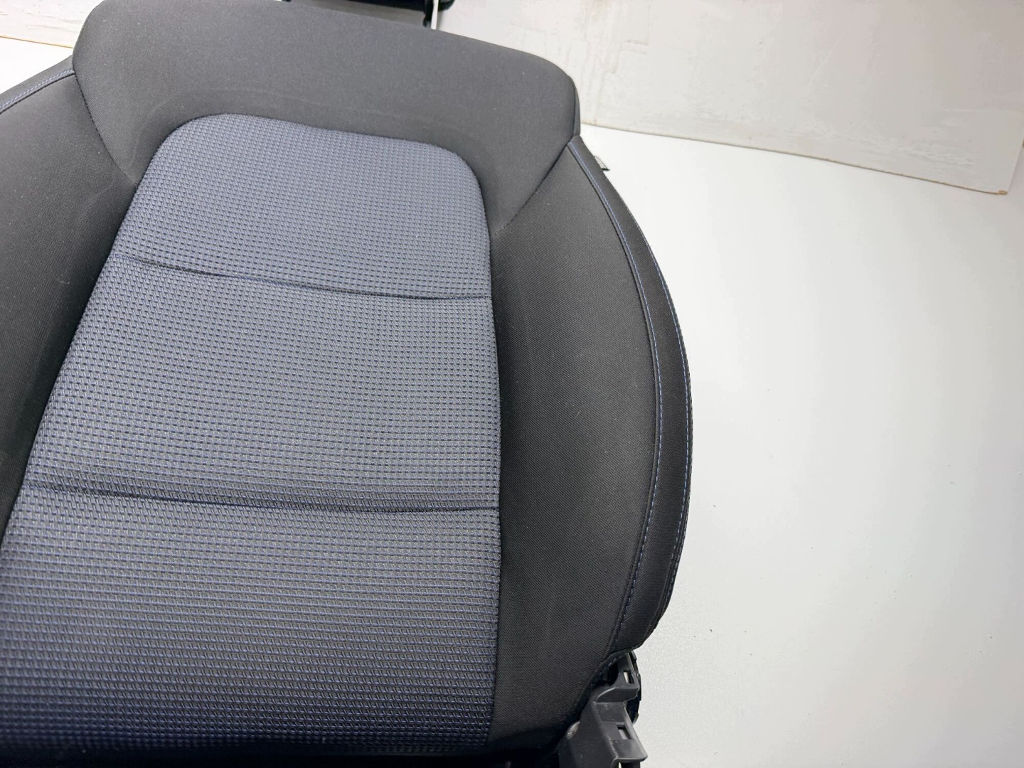 OPARCIE SITZ links vorne HYUNDAI TUCSON II 2015-2021